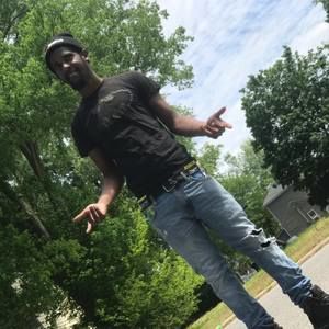 Meet your Posher, Troy